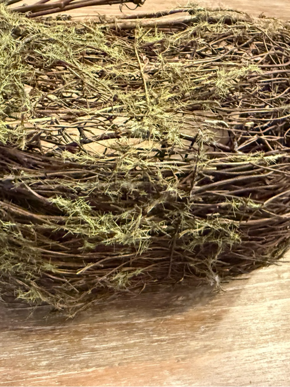 RUSTIC FARMHOUSE WOVEN MOSS & FLORAL HANGING BASKET - Picture 5 of 7